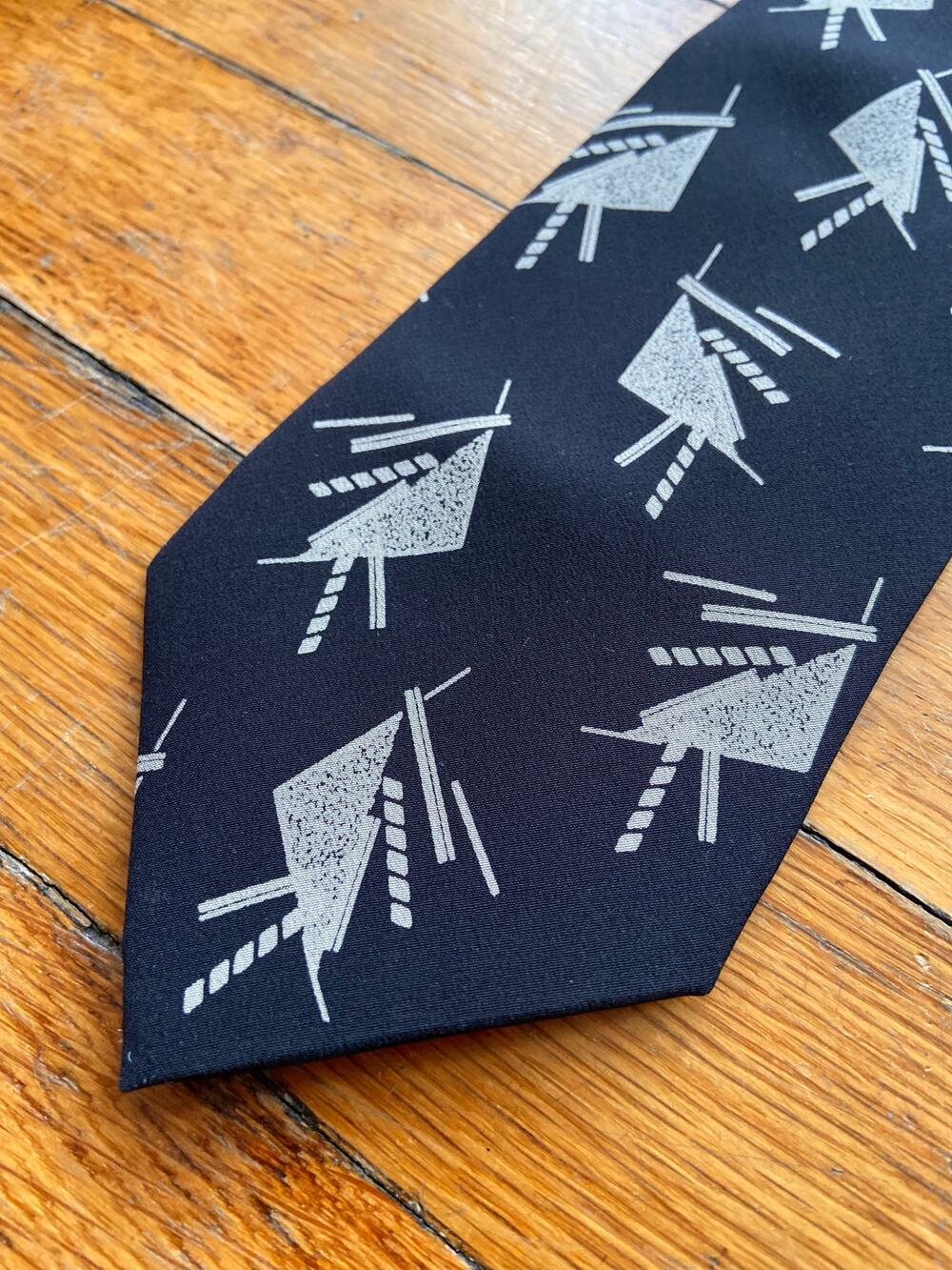 GIORGIO ARMANI Cravatte Black/Gold Geometric Silk Tie